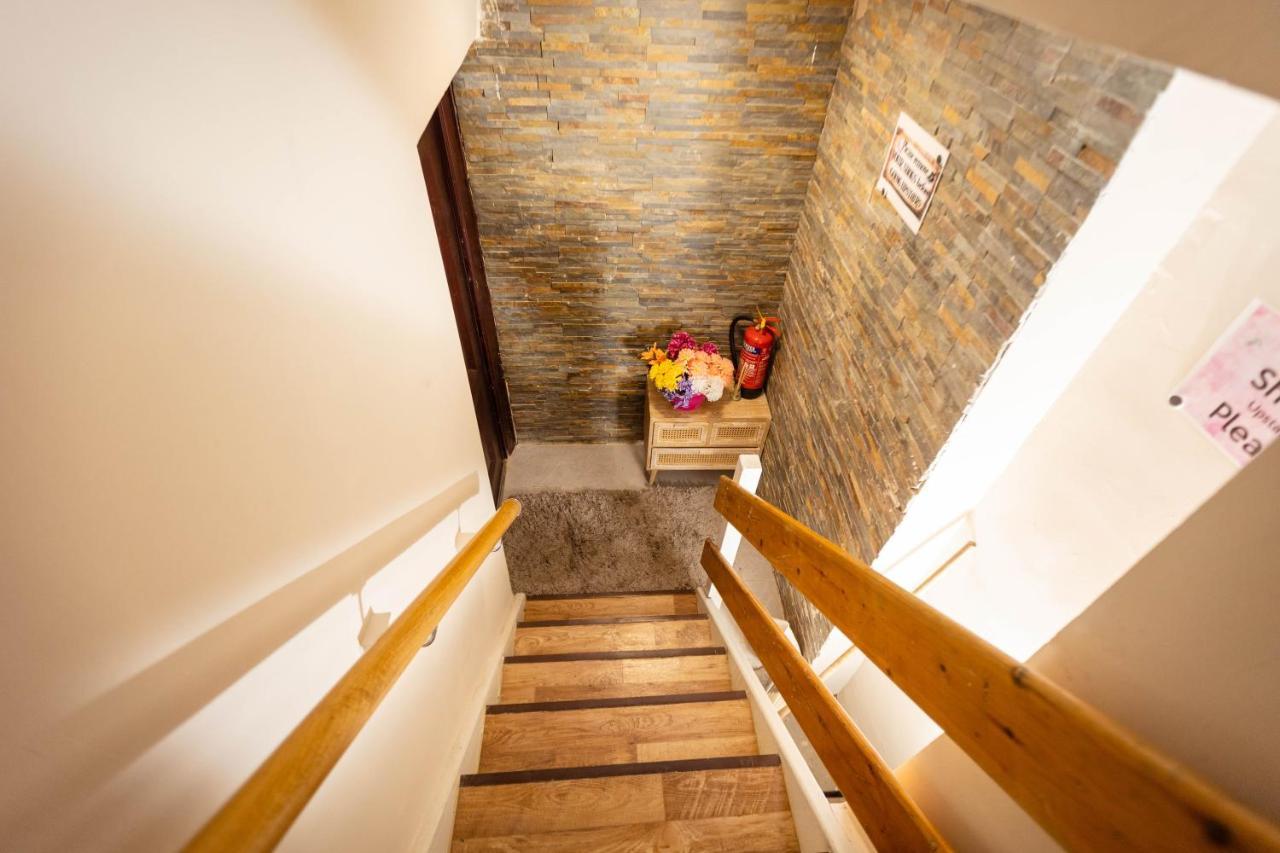 Airstaybnb Манчестър Екстериор снимка